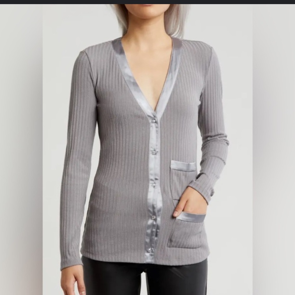 Area Stars Bria Knit Button Front‎ Grey satin trim button up Cardigan size Large